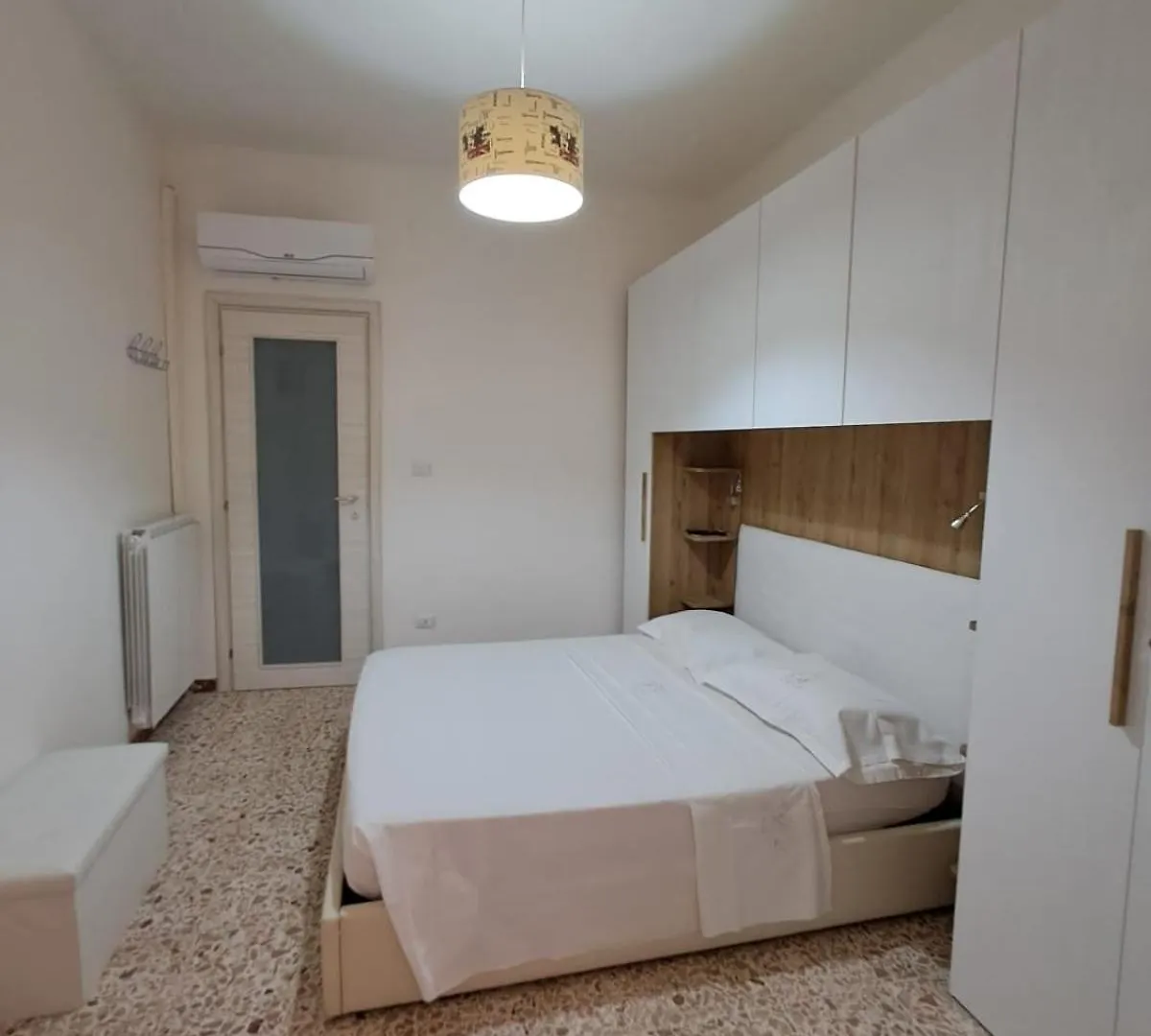 Camera Alghero Centro 0*,  イタリア